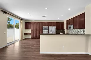 17081 Greentree Dr, Riverside, CA 92503 - Photo 14