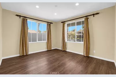 17081 Greentree Drive, Riverside, CA 92503 - Photo 8