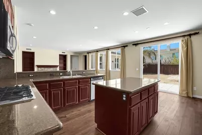 17081 Greentree Drive, Riverside, CA 92503 - Photo 20