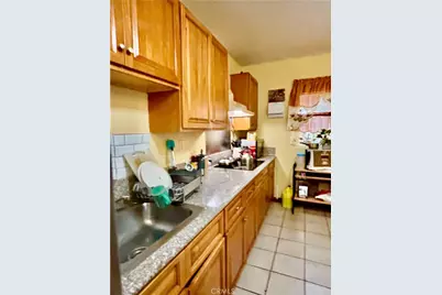 17032 Malaga Street, Fontana, CA 92336 - Photo 14