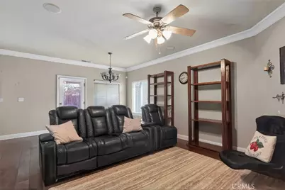 82 N Wathen, Sanger, CA 93657 - Photo 4