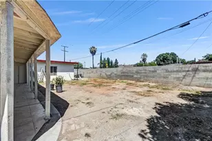 2065 W Orange Grove Ave, Pomona, CA 91768 - Photo 28