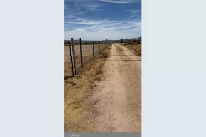 27824 27826 Clark Road, Apple Valley, CA 92308 - Photo 10