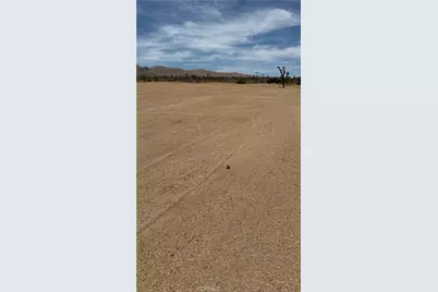 27824 27826 Clark Road, Apple Valley, CA 92308 - Photo 16