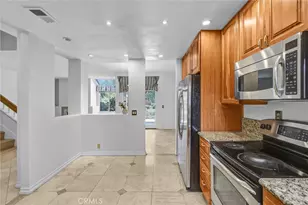 24 Scripps Aisle, Irvine, CA 92612 - Photo 14