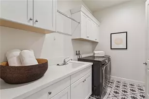 127 Lanzon, Irvine, CA 92602 - Photo 36