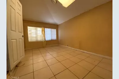 6350 Myrtle Avenue, Long Beach, CA 90805 - Photo 16