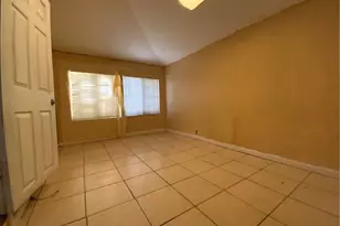 6350 Myrtle Ave, Long Beach, CA 90805 - Photo 16