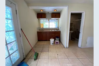 6350 Myrtle Avenue, Long Beach, CA 90805 - Photo 22