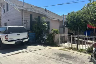 927 W 48th St, Los Angeles, CA 90037 - Photo 4