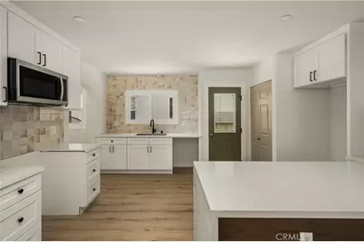 7523 Dalton Avenue, Los Angeles, CA 90047 - Photo 10