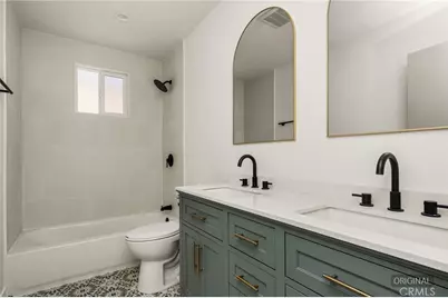 7523 Dalton Avenue, Los Angeles, CA 90047 - Photo 18