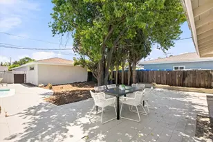 8552 Jumilla Ave, Winnetka, CA 91306 - Photo 4