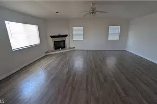 12422 Cricket Ln, Victorville, CA 92392 - Photo 8
