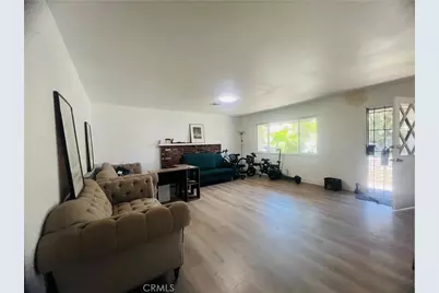 556 W Campus View, Riverside, CA 92507 - Photo 4