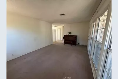 2420 Lovejoy Street, Pomona, CA 91767 - Photo 4