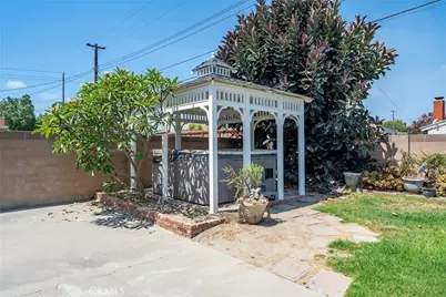10441 Saint Alban, Cypress, CA 90630 - Photo 26