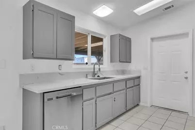 11183 Merino Avenue, Apple Valley, CA 92308 - Photo 8