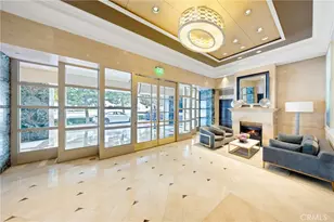 10520 Wilshire Blvd, Los Angeles, CA 90024 - Photo 22