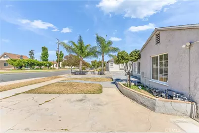 656 E I, Ontario, CA 91764 - Photo 2