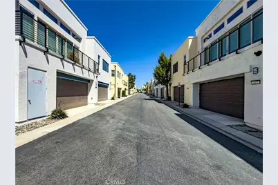 129 Terrapin, Irvine, CA 92618 - Photo 44
