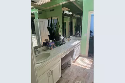 969 Hilgard #1400, Los Angeles, CA 90024 - Photo 8