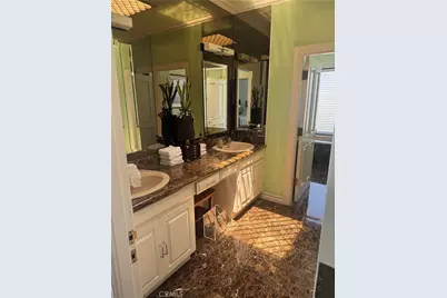 969 Hilgard #1400, Los Angeles, CA 90024 - Photo 26