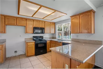 25605 Catalejo, Moreno Valley, CA 92551 - Photo 6