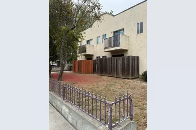 7419 Tampa, Reseda, CA 91335 - Photo 2