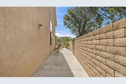 2475 Macbeth, Corona, CA 92882 - Photo 14