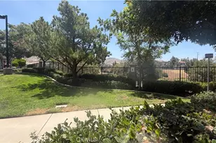 26049 Iris, Moreno Valley, CA 92555 - Photo 4