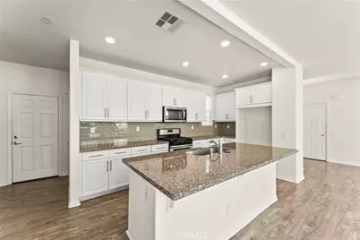 6111 Rosewood Way, Eastvale, CA 92880 - Photo 8