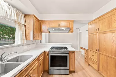 9158 Bidwell Street, Temple City, CA 91780 - Photo 16