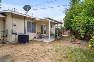 10207 Camarillo St, Toluca Lake, CA 91602 - Photo 40