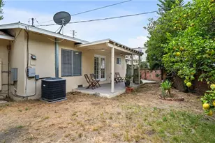 10207 Camarillo St, Toluca Lake, CA 91602 - Photo 40