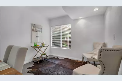 10207 Camarillo Street, Toluca Lake, CA 91602 - Photo 12
