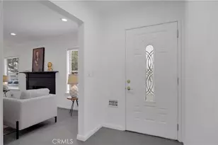 10207 Camarillo St, Toluca Lake, CA 91602 - Photo 4