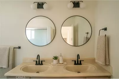 1966 Sunny Heights Drive, Los Angeles, CA 90065 - Photo 12