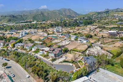 16625 Marquez Terrace, Pacific Palisades, CA 90272 - Photo 6