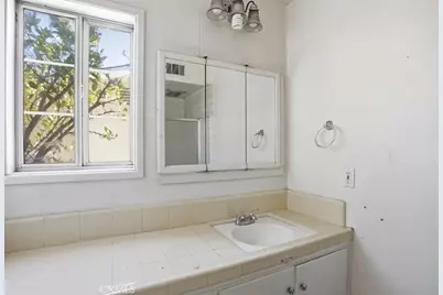 28234 Enderly Street, Canyon Country, CA 91351 - Photo 16