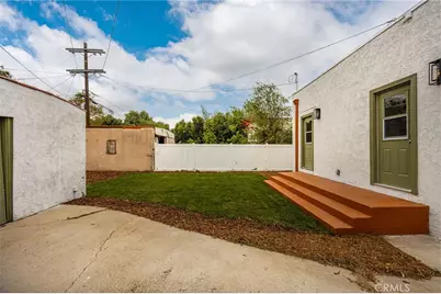 2065 W 65th, Los Angeles, CA 90047 - Photo 30
