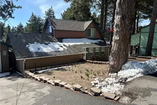 31671 Silver Spruce Dr, Running Springs, CA 92382 - Photo 2