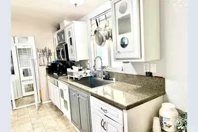 15455 Glenoaks Boulevard #540, Sylmar, CA 91342 - Photo 16