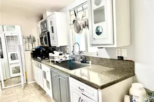 15455 Glenoaks Blvd, Sylmar, CA 91342 - Photo 16
