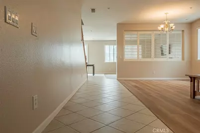 16386 Los Coyotes, Fontana, CA 92336 - Photo 2