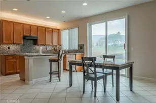 16386 Los Coyotes, Fontana, CA 92336 - Photo 6