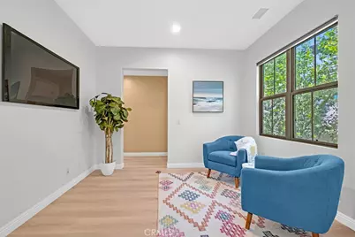 231 Mantle, Irvine, CA 92618 - Photo 6