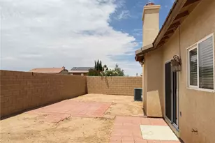 13532 Boulder Ln, Victorville, CA 92392 - Photo 24