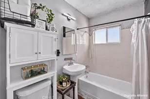 805 E 8th St, Pomona, CA 91766 - Photo 14
