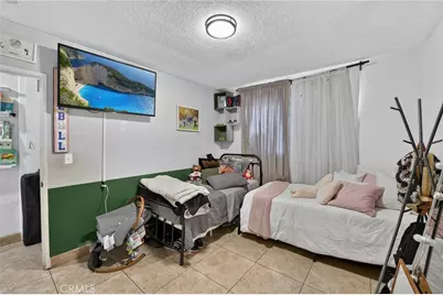 805 E 8th Street, Pomona, CA 91766 - Photo 18